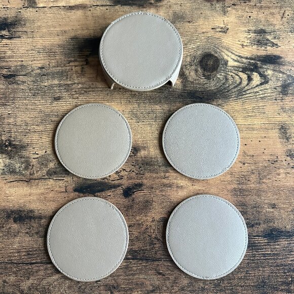 NEW David Yurman Chevron Tan Leather Coasters - RARE - Picture 3 of 3